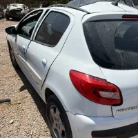 لوازم فابریک بدنه چراغ جلو سمت راننده|قطعات یدکی و لوازم جانبی|خمینیشهر, |دیوار