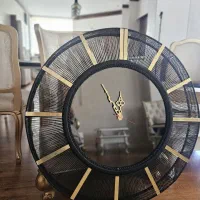 ساعت دیواری کار دست سایز ۱۰۰ در ۱۰۰