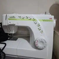 چرخ خیاطی و میز