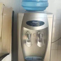 آبسرد کن یخچالدار