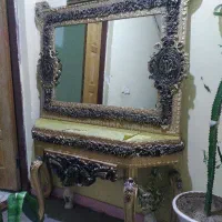 آیینه و کنسول بزرگ چوبی