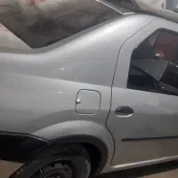 فر‌وش یک دستگاه خودرو ال۹۰ تصادفی