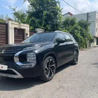 میتسوبیشی اوتلندر ۲۰۲۳ بدون رنگ
