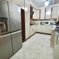 فروش-آپارتمان-111-متری-رو-به-نما-پارکینگ-اختصاصی