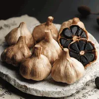 سیر سیاه تازه