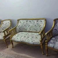 مبل نه نفره و میز جلو مبلی