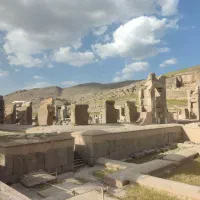 زمین در شهرک ایثارگران و بهداشت فاز 1