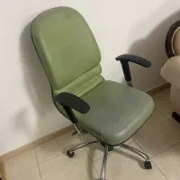 صندلی چرخ دار. در حد.