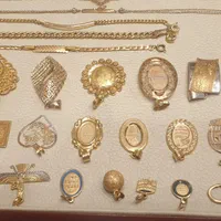 انواع ست و نیم ست دستبند گوشواره و مدال اقصادی|جواهرات|شیراز, شاهچراغ|دیوار