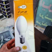 ۴ عدد لامپ گازی به همراه سرپیچ
