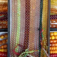 انواع تسبیح و  چاقو قدیمی|کلکسیون اشیاء عتیقه|مراغه, |دیوار