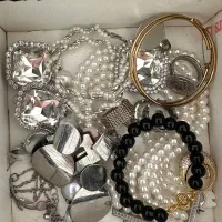 بدلیجات|بدلیجات|تهران, دریاچه شهدای خلیج فارس|دیوار