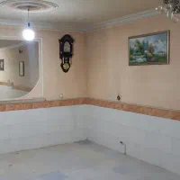 دو طبقه دربست همکف و بالا|اجارهٔ خانه و ویلا|قم, دروازه چوبی|دیوار