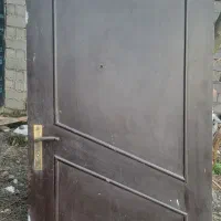 درب چوبی باقفل ولنز دار.. ورودی اتاق و سرویس