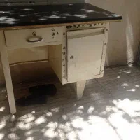 میز تحریر فلزی