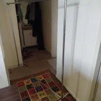رگال لباس|بندرخت و رخت‌آویز|تهران, امام زاده عبدالله|دیوار