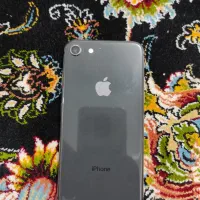 گوشی ایفون 8 64گیگ