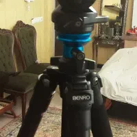 سه پایه دوربین