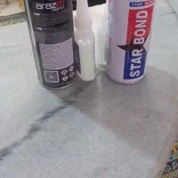 یک کارتن چسب