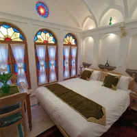 واحد اقامتگاه سوییت اسکان هتل سنتی عمارت شمسه