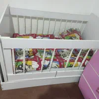 تخت خواب گهواره ای