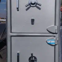 گاوصندوق گنجینه|ابزارآلات|رامجین, |دیوار