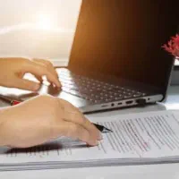 ترجمه و تایپ و ویراستاری متون