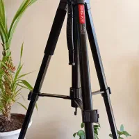 سه پایه دوربین عکاسی