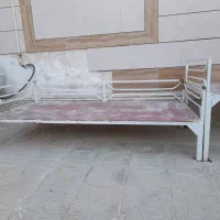 تخت فلزی آهنی قدیمی دو عدد باهم ۹ت|تخت و سرویس خواب|لار, |دیوار