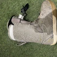 برند برتون سایز ۴۴ بوت اسنوبرد|ورزشهای زمستانی|تهران, سیمای ایران|دیوار