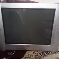 تلویزیون قدیمی به همراه دیجیتال