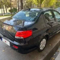 رانا پلاس ۱۴۰۱ / ۶ دنده / سقف پانا|خودرو سواری و وانت|تهران, نارمک|دیوار