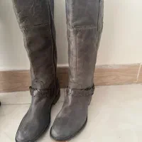 بوت چرم|کیف، کفش، کمربند|فردیس, منظریه|دیوار