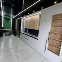 منشی خانم دفتر دکوراسیون