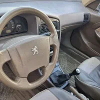 پژوslx خاکستری بدون رنگ