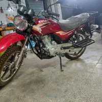 موتور سیکلت احسان شکاری ۲۰۰