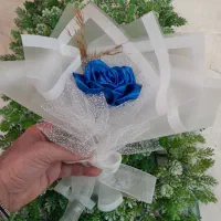 دسته گل تک شاخه دِلارُز