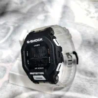 ساعت جیشاک|ساعت|مشهد, عنصری|دیوار