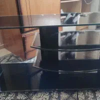 میز تلویزیون  سالم در حد نو