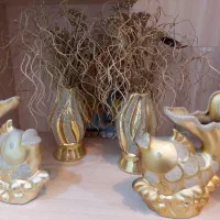 ماهی و گلدان تزئینی