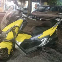 موتور ADV زرد