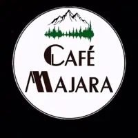 کمک باریستا و سالندار برای کافه