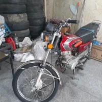 موتور سیکلت مدل ۸۹ نامی