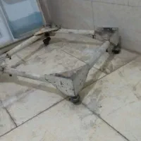 زیر یخچالی چرخ دار و تایمر دیفراست