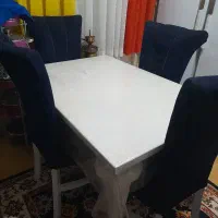 میز غذاخوری ۴ نفره