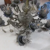 یک عدد لوستر