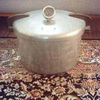 زودپز peresto آمریکایی خیلی قدیمی