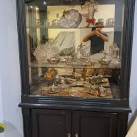 بوفه دو تیکه و ساعت ایستاده در حد نو