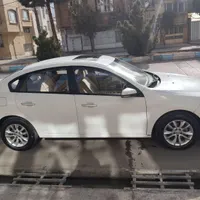 برلیانس H330 اتوماتیک 1500cc، مدل ۱۳۹۴