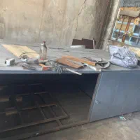 میز کار آهنی